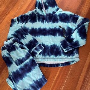 Justice 2-piece Tie-Dye Hoodie and Lounge Set